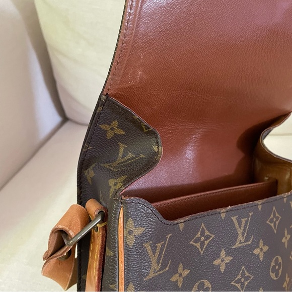 Authentic Louis Vuitton Monogram Cartouchiere MM Bag 852 - Picture 14 of 16